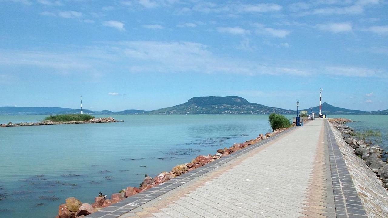 Napsugár Club és Panzió Panzió Fonyód Kültér fotó